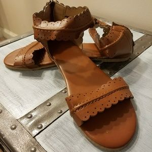 Brown Scallop Sandals